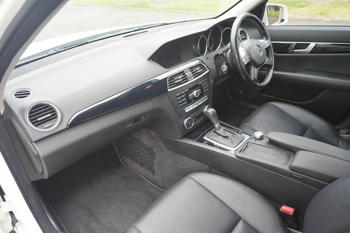 2011 Mercedes-Benz 200 BE W204 MY11