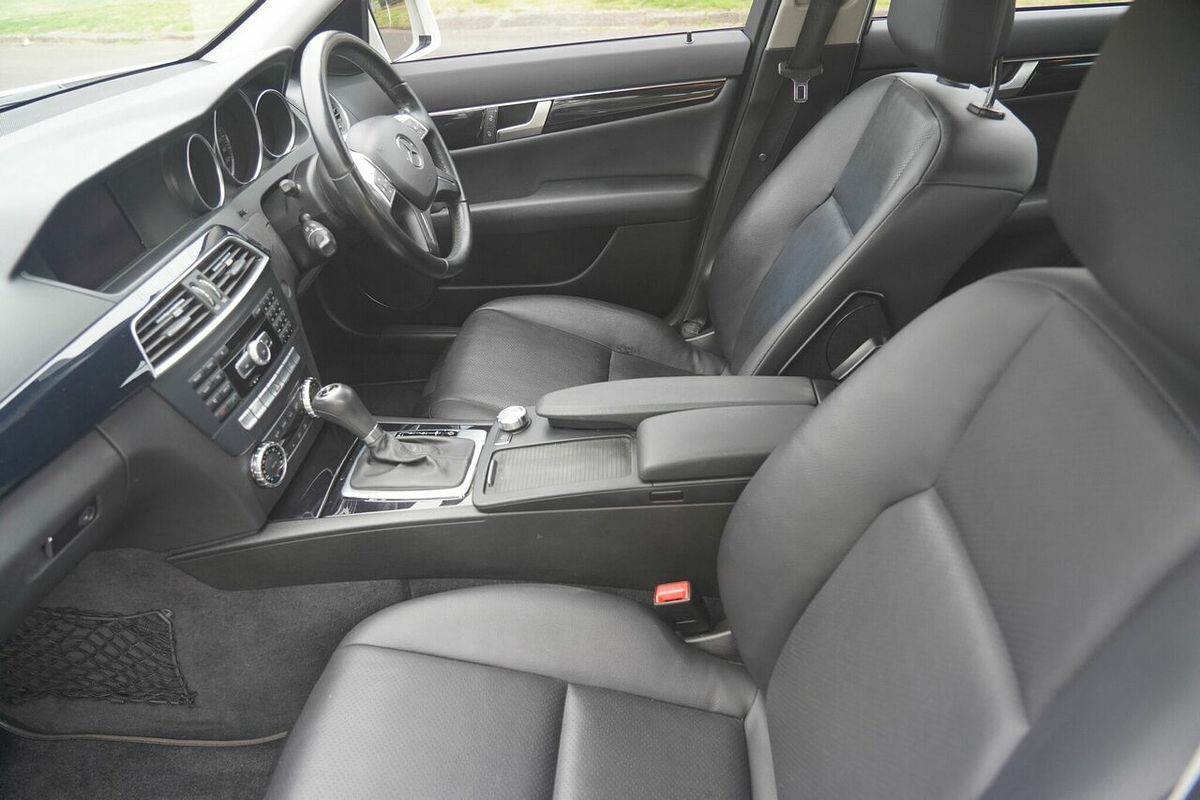 2011 Mercedes-Benz 200 BE W204 MY11