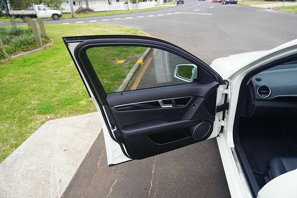2011 Mercedes-Benz 200 BE W204 MY11