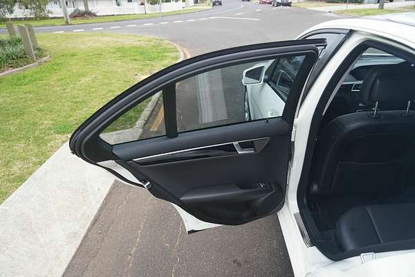 2011 Mercedes-Benz 200 BE W204 MY11