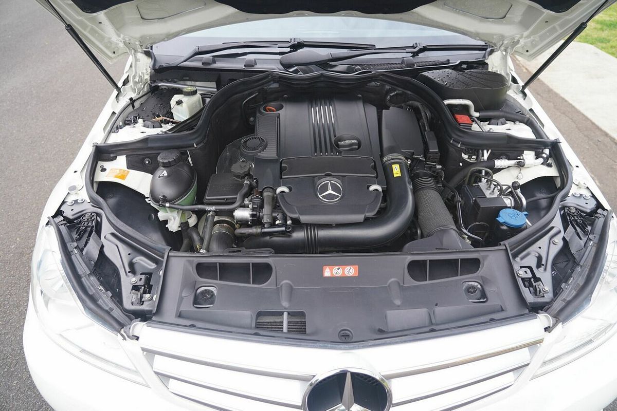 2011 Mercedes-Benz 200 BE W204 MY11