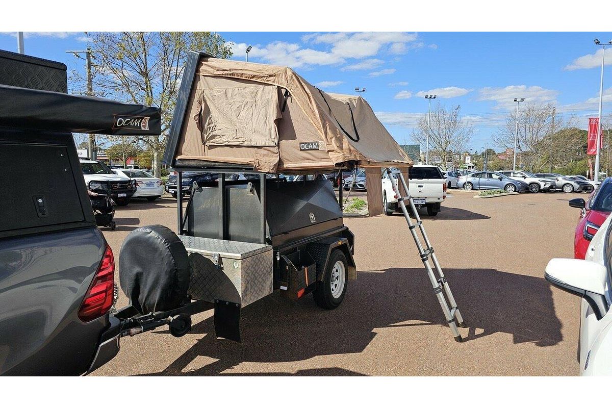 2019 Toyota Hilux SR5 GUN126R 4X4