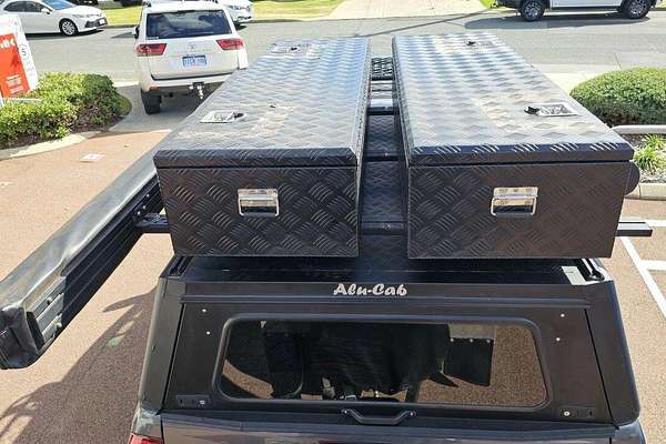 2019 Toyota Hilux SR5 GUN126R 4X4