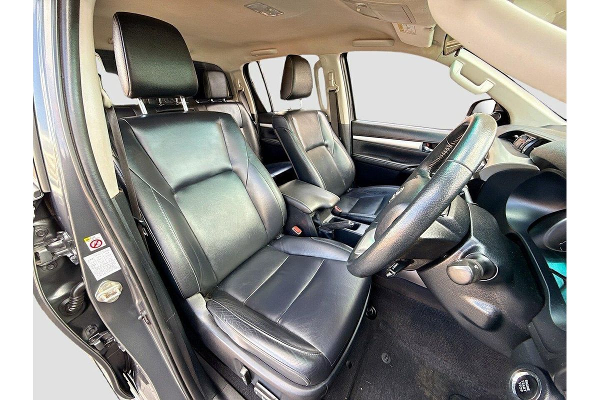 2019 Toyota Hilux SR5 GUN126R 4X4