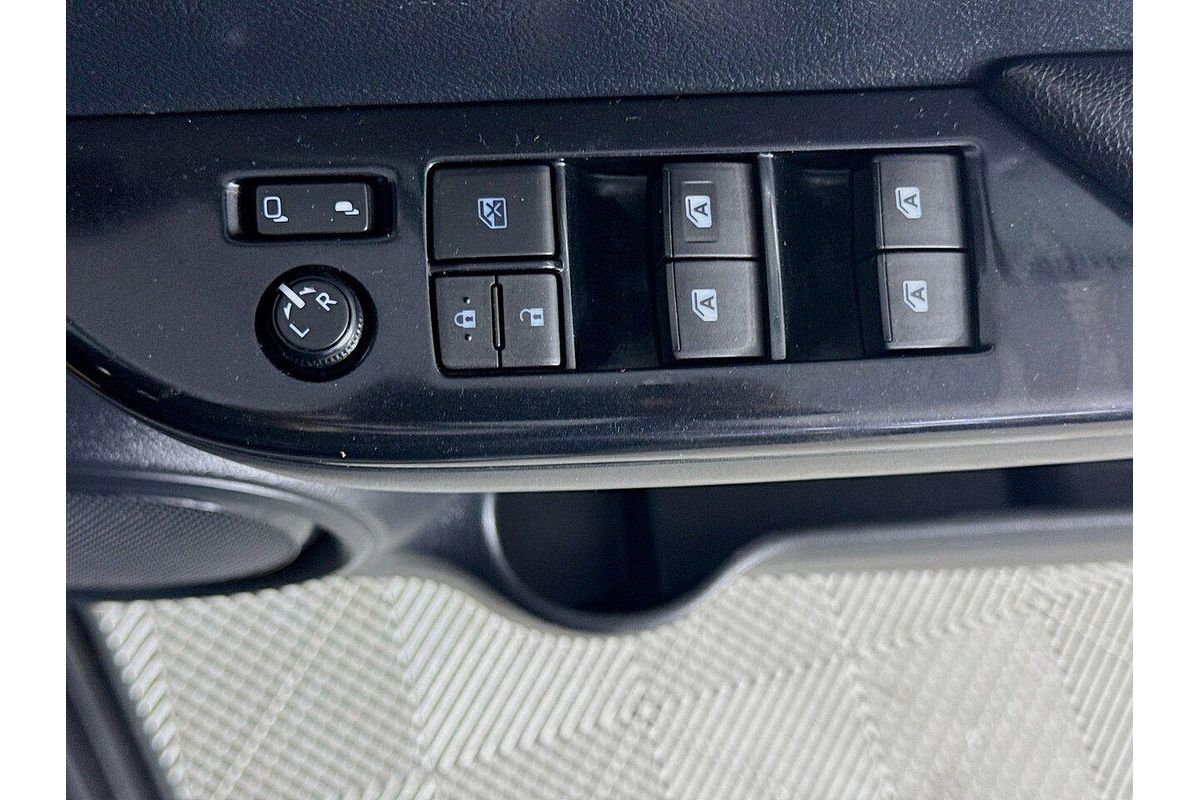 2019 Toyota Hilux SR5 GUN126R 4X4