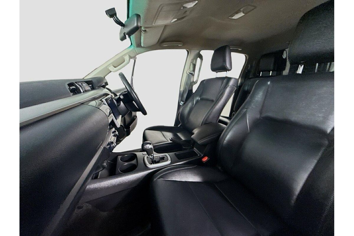 2019 Toyota Hilux SR5 GUN126R 4X4