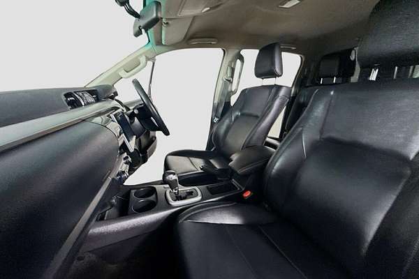 2019 Toyota Hilux SR5 GUN126R 4X4