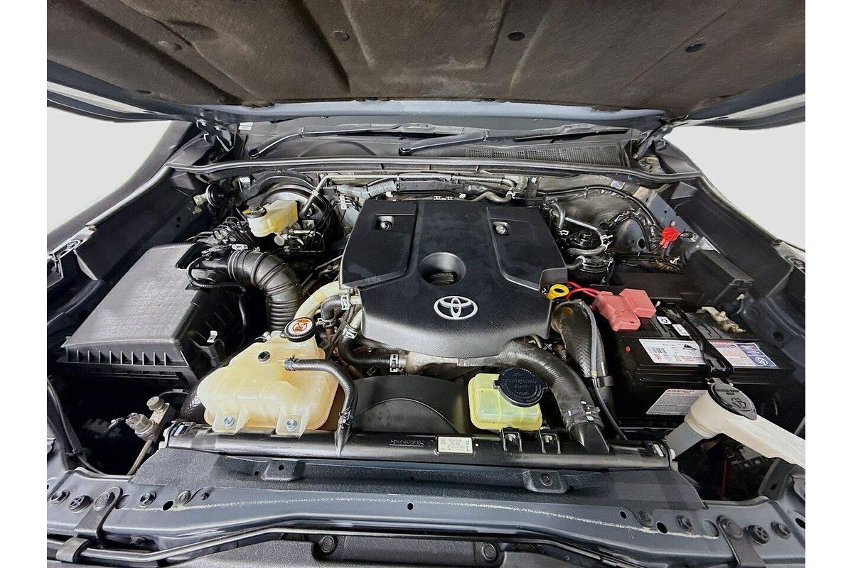 2019 Toyota Hilux SR5 GUN126R 4X4
