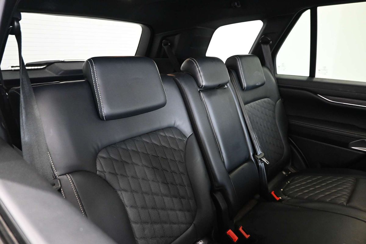 2022 Ford Everest Platinum 3.0L