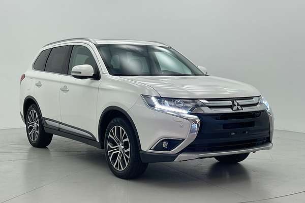 2017 Mitsubishi Outlander Exceed ZK