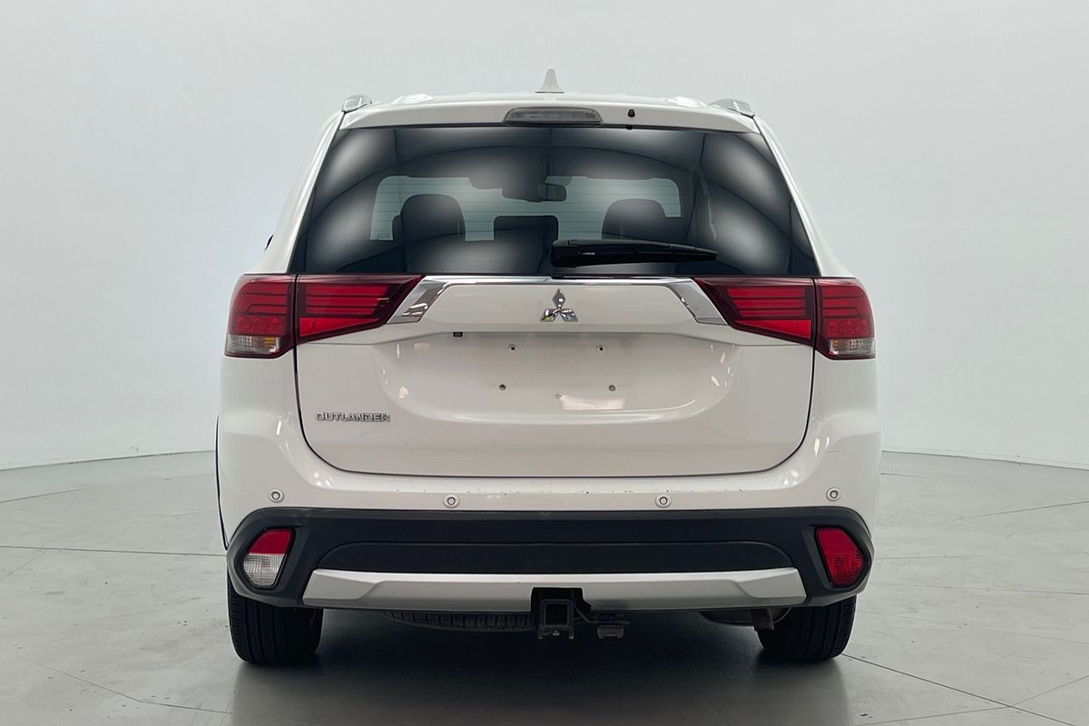 2017 Mitsubishi Outlander Exceed ZK