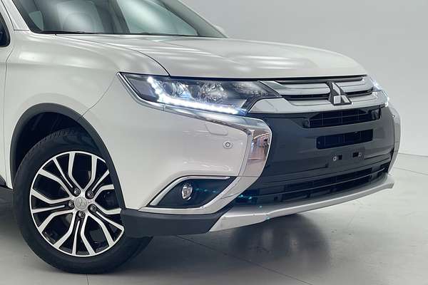 2017 Mitsubishi Outlander Exceed ZK