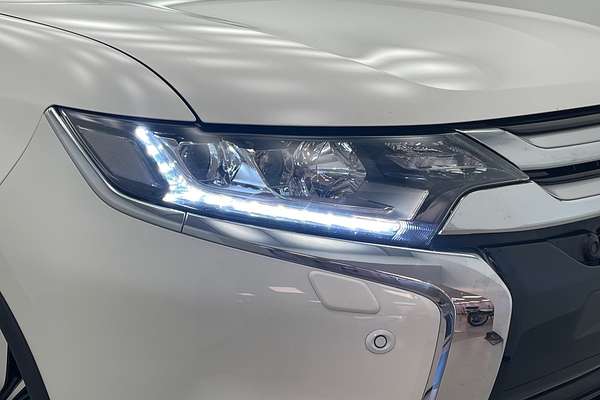 2017 Mitsubishi Outlander Exceed ZK