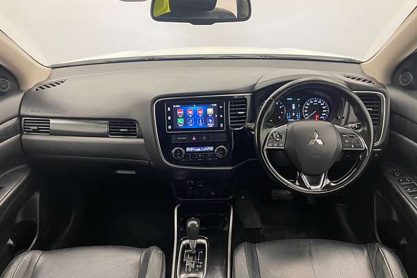 2017 Mitsubishi Outlander Exceed ZK