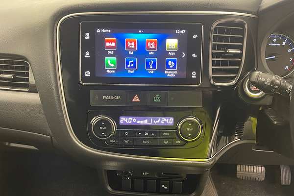 2017 Mitsubishi Outlander Exceed ZK