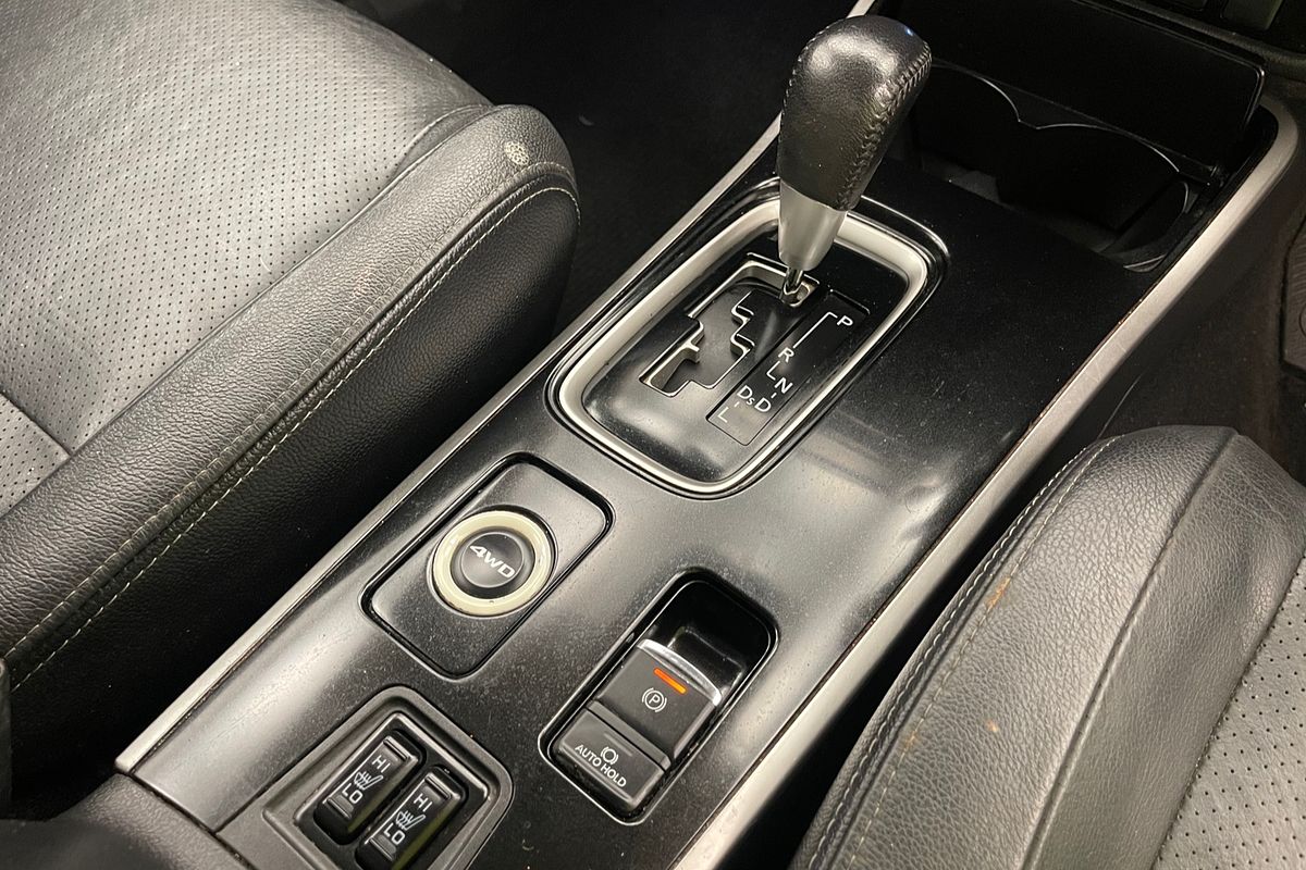 2017 Mitsubishi Outlander Exceed ZK