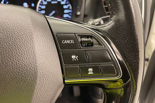 2017 Mitsubishi Outlander Exceed ZK