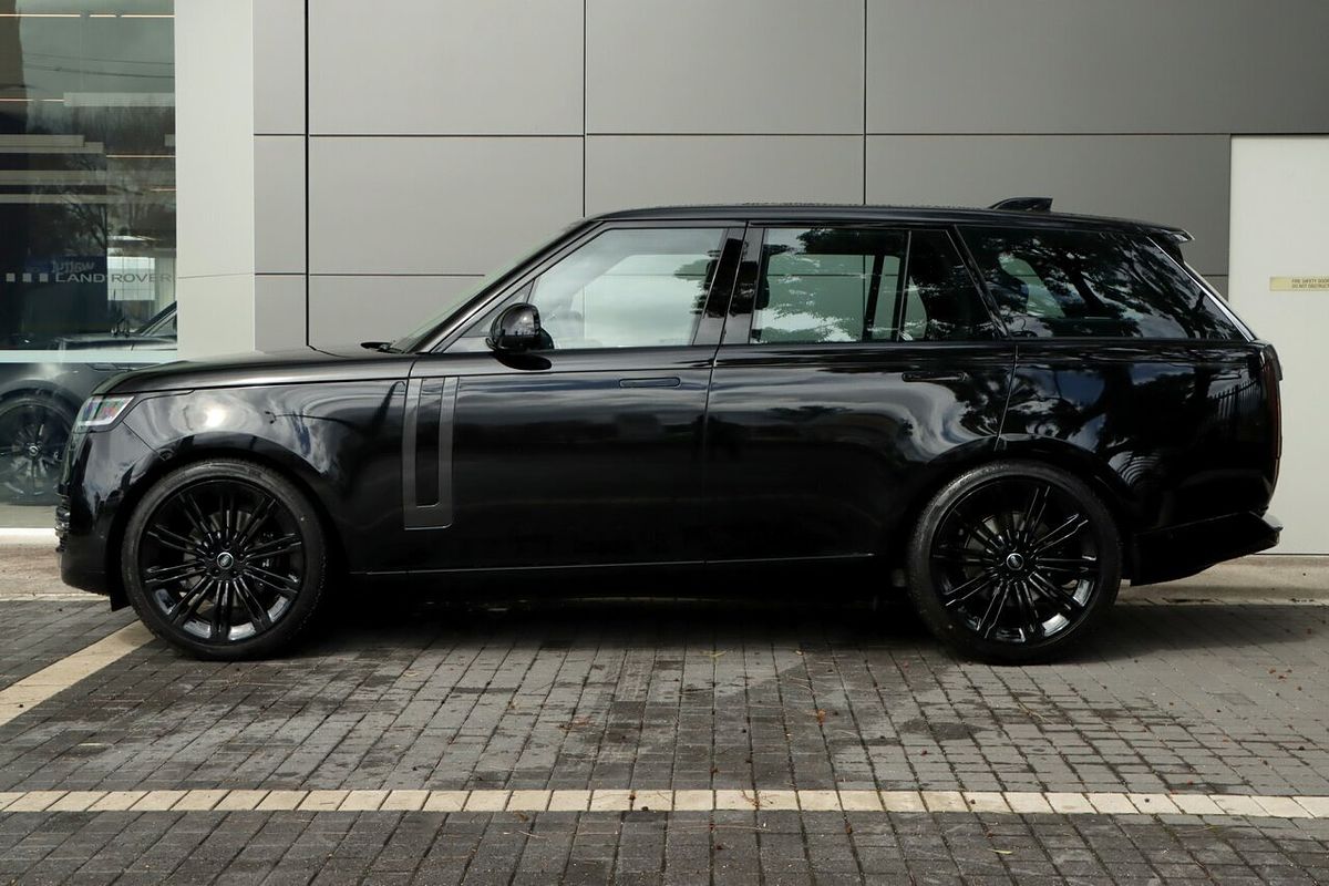 2025 Land Rover Range Rover D350 HSE L460