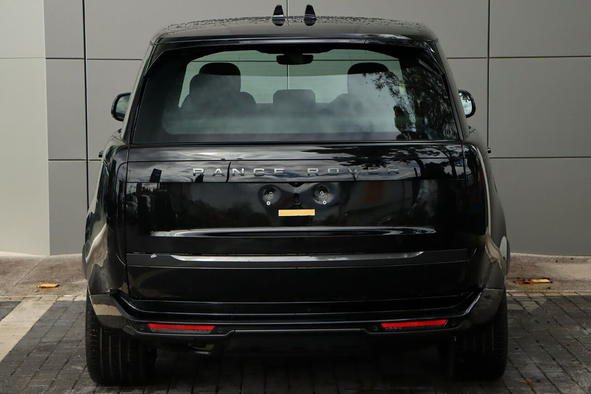2025 Land Rover Range Rover D350 HSE L460