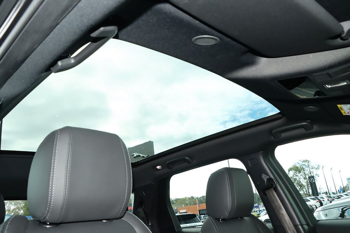 2025 Land Rover Discovery Sport P250 Dynamic HSE L550