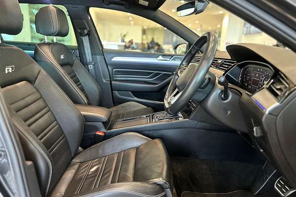 2023 Volkswagen Passat 206TSI R-Line B8