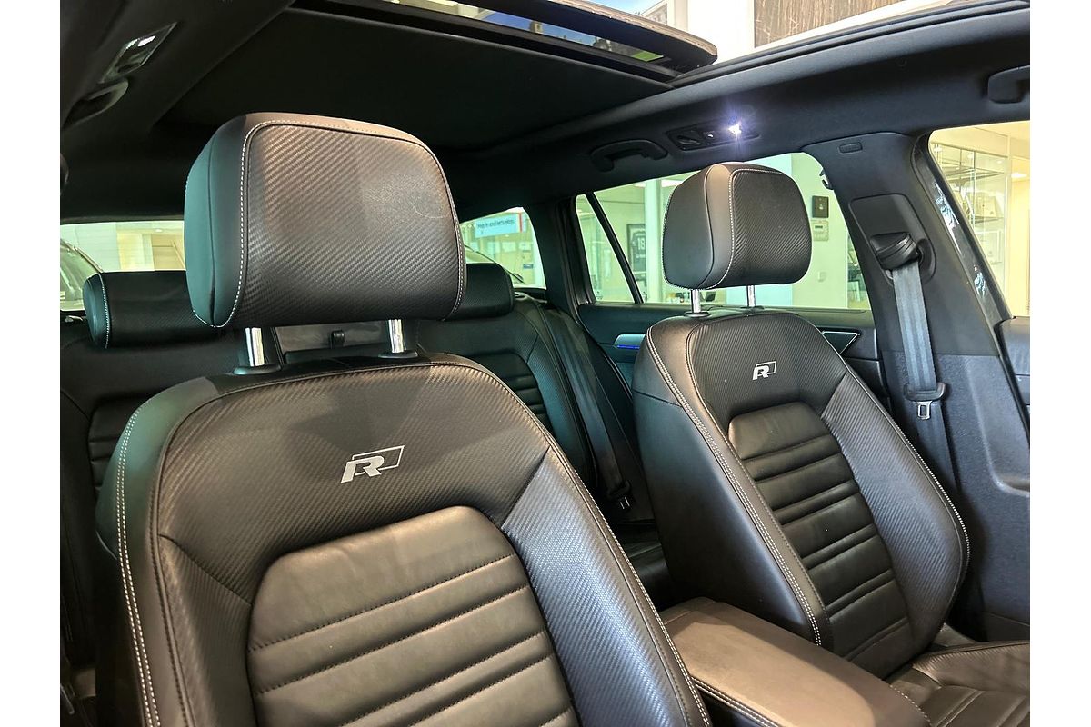 2023 Volkswagen Passat 206TSI R-Line B8
