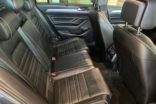 2023 Volkswagen Passat 206TSI R-Line B8