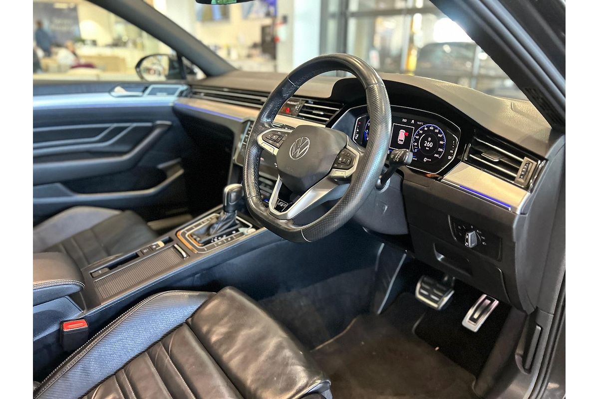 2023 Volkswagen Passat 206TSI R-Line B8