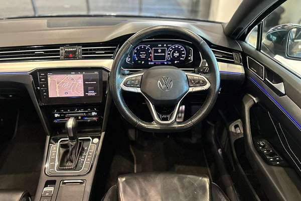 2023 Volkswagen Passat 206TSI R-Line B8