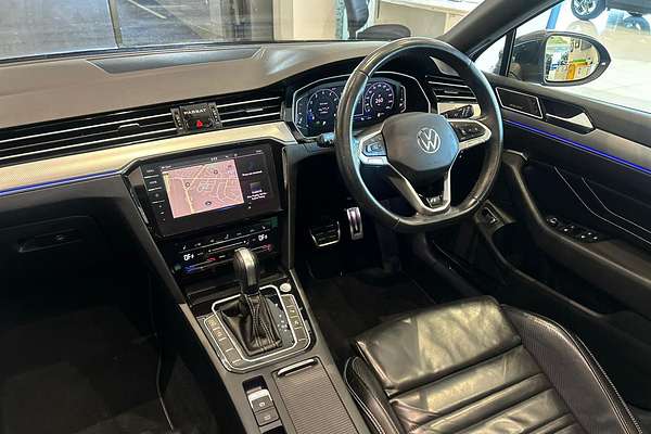 2023 Volkswagen Passat 206TSI R-Line B8