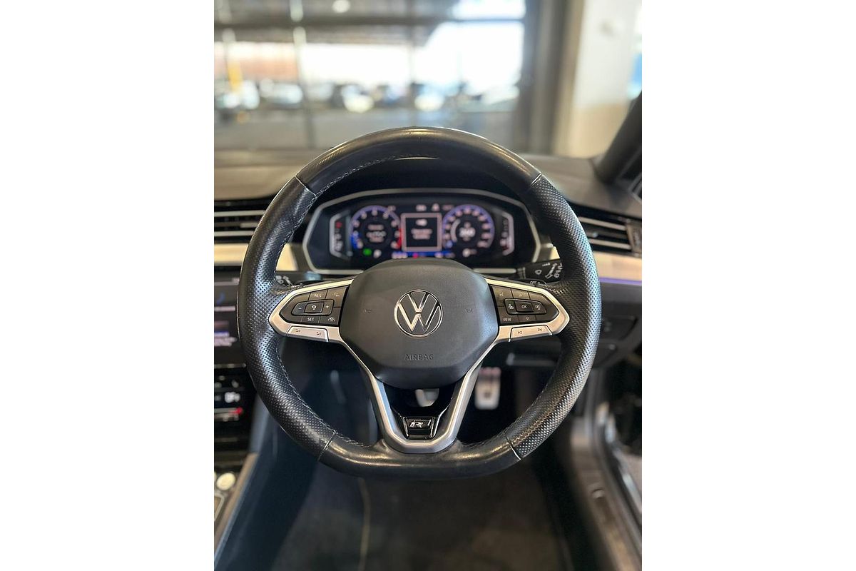 2023 Volkswagen Passat 206TSI R-Line B8