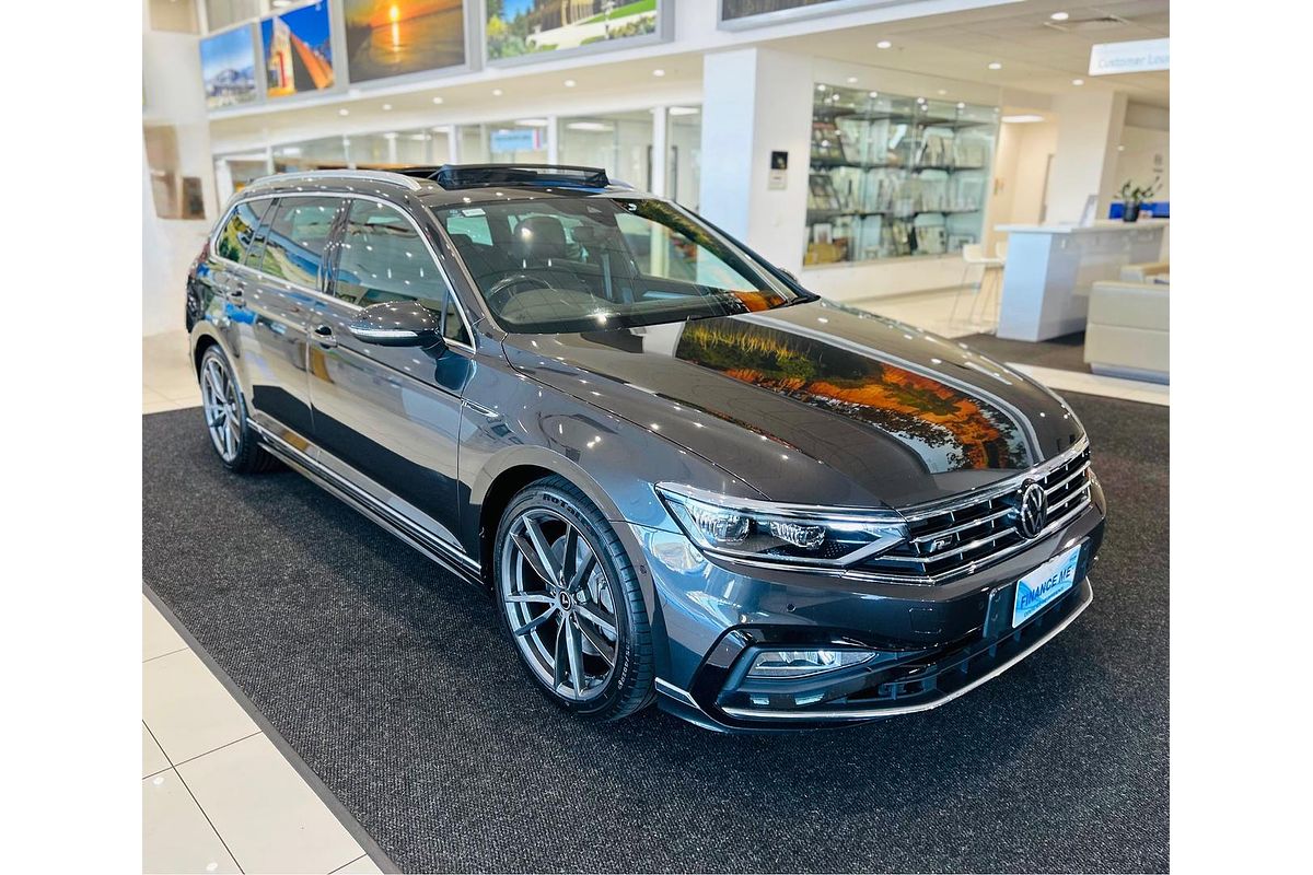 2023 Volkswagen Passat 206TSI R-Line B8