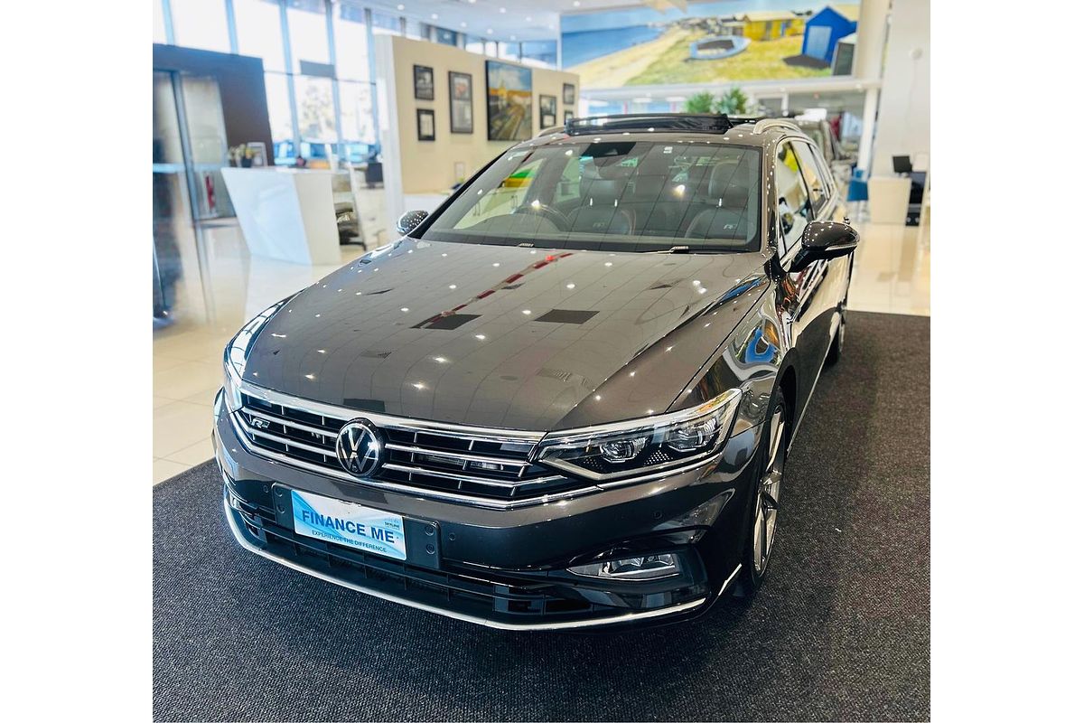 2023 Volkswagen Passat 206TSI R-Line B8