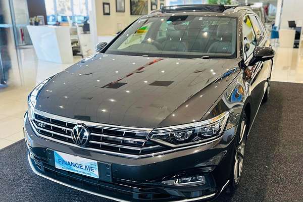 2023 Volkswagen Passat 206TSI R-Line B8