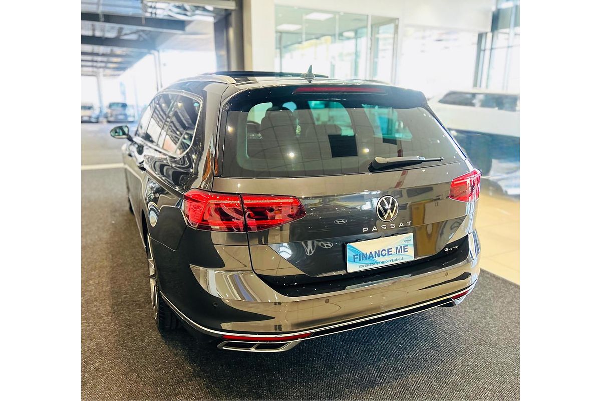 2023 Volkswagen Passat 206TSI R-Line B8