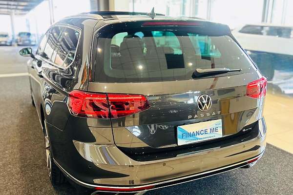 2023 Volkswagen Passat 206TSI R-Line B8