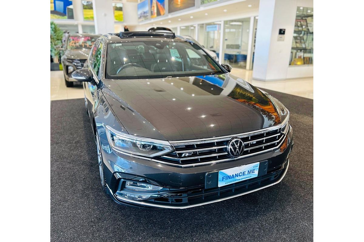 2023 Volkswagen Passat 206TSI R-Line B8