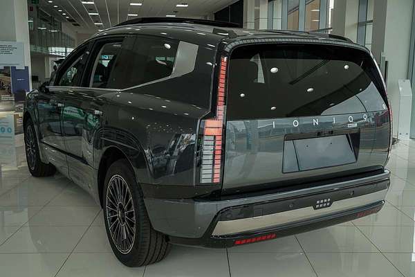 2025 Hyundai IONIQ 9 Calligraphy ME.V1