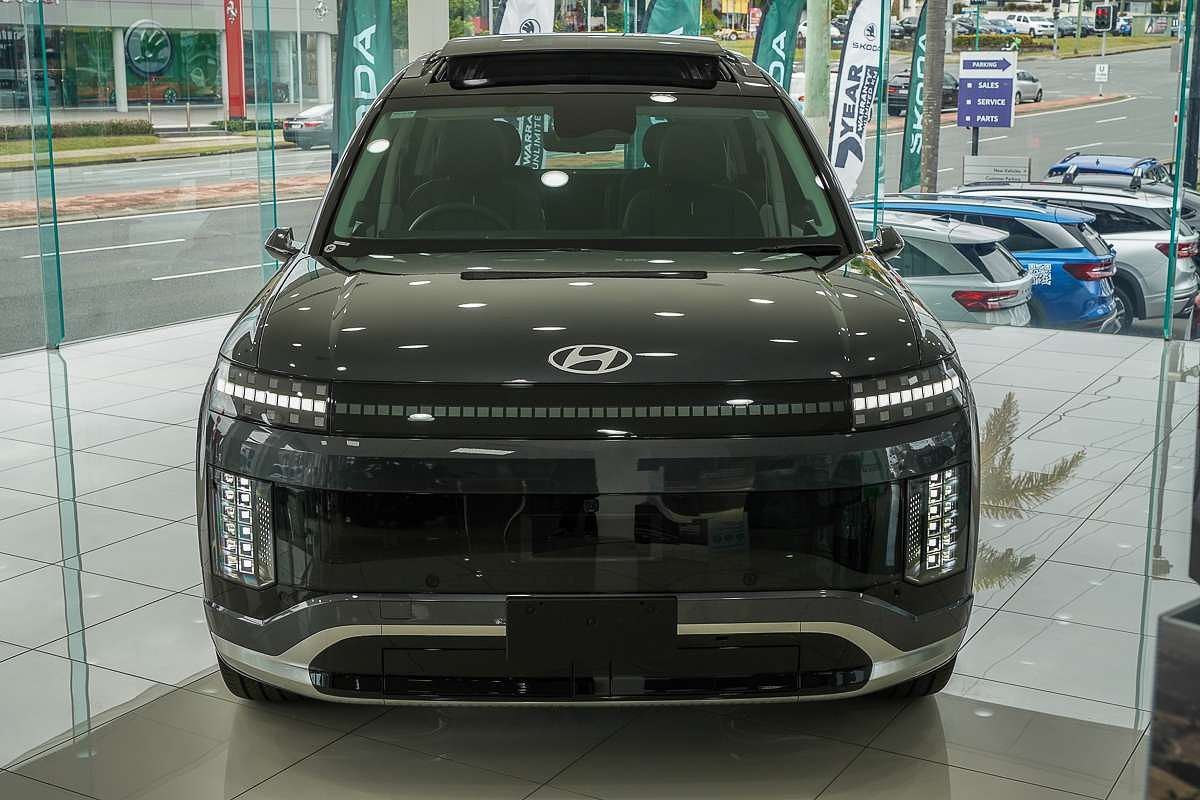 2025 Hyundai IONIQ 9 Calligraphy ME.V1
