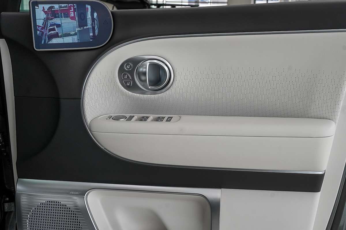 2025 Hyundai IONIQ 9 Calligraphy ME.V1