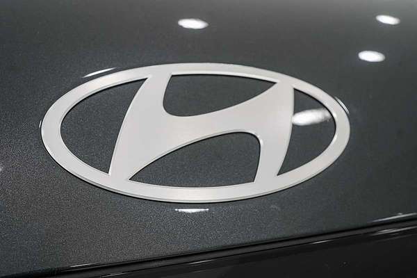 2025 Hyundai IONIQ 9 Calligraphy ME.V1