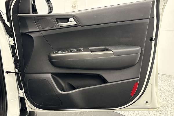 2020 Kia Sportage S QL