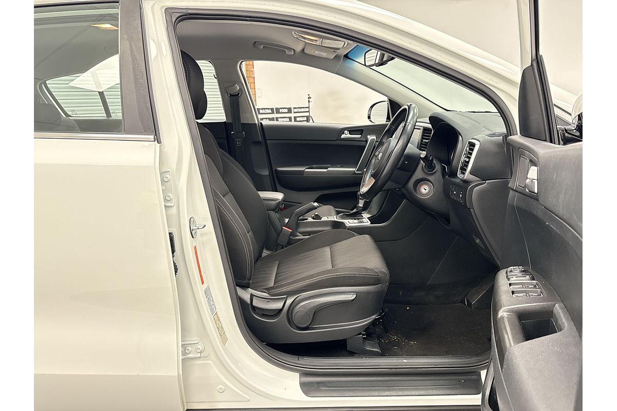 2020 Kia Sportage S QL