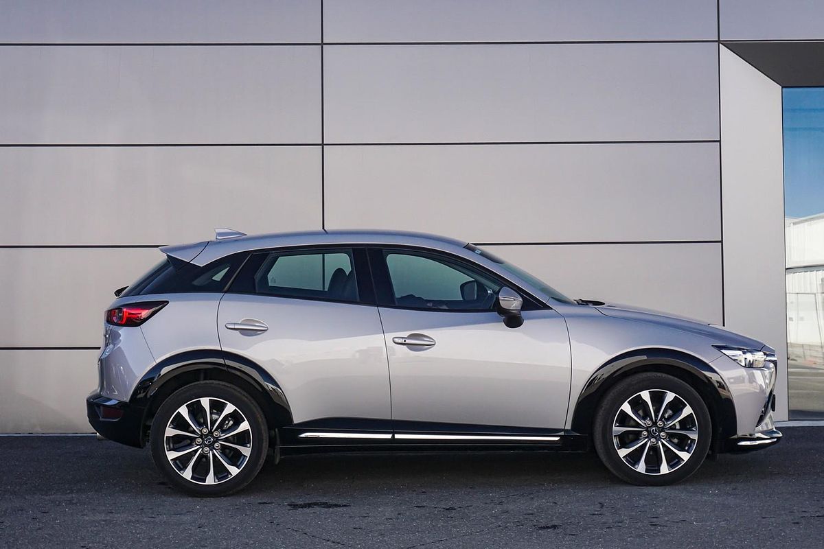 2023 Mazda CX-3 sTouring DK