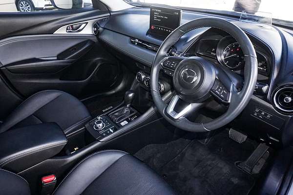 2023 Mazda CX-3 sTouring DK