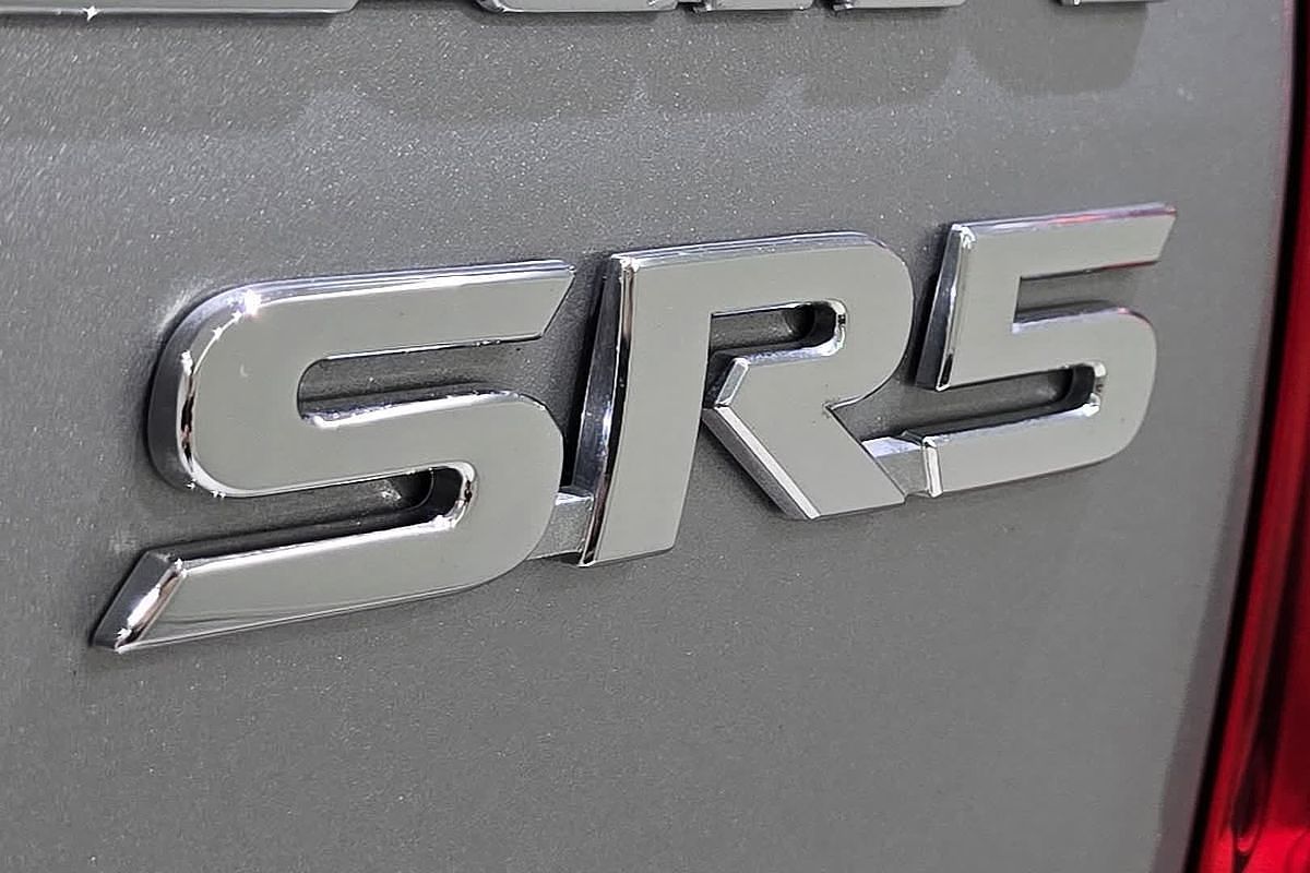 2018 Toyota Hilux SR5 GUN126R 4X4