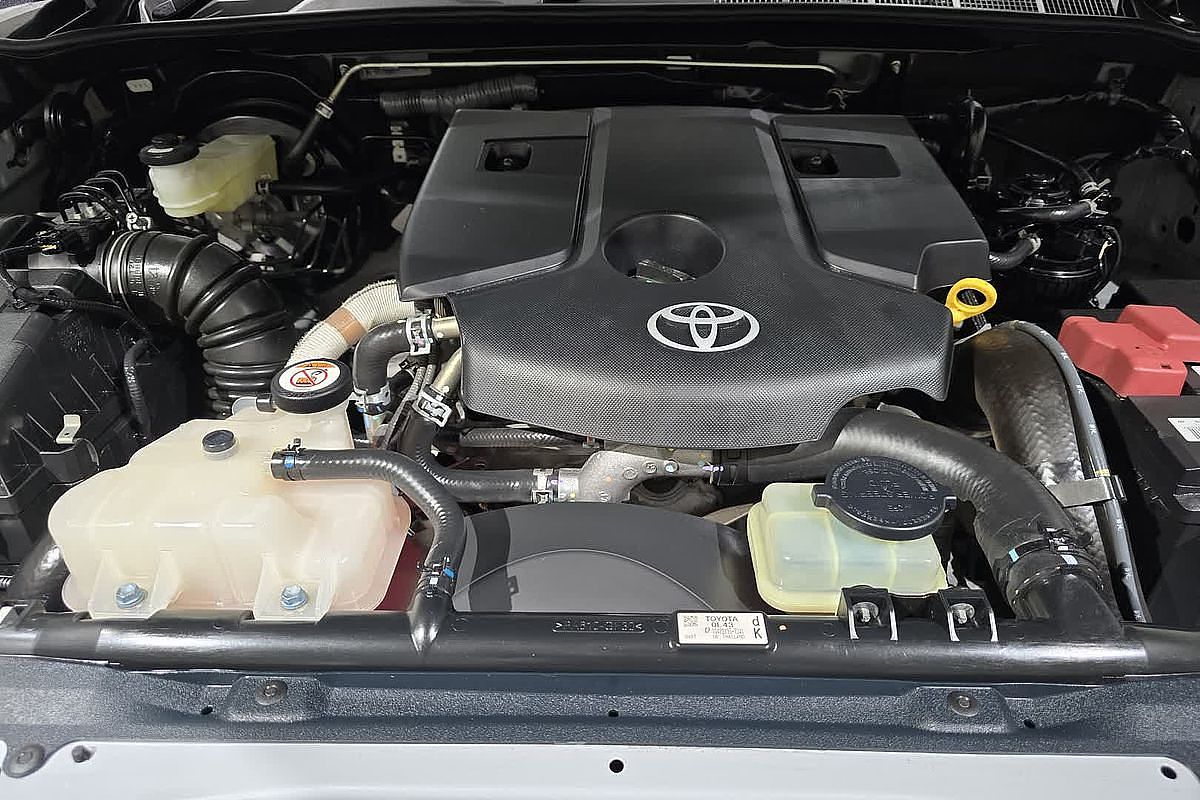 2018 Toyota Hilux SR5 GUN126R 4X4