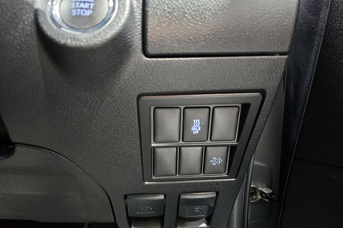 2018 Toyota Hilux SR5 GUN126R 4X4