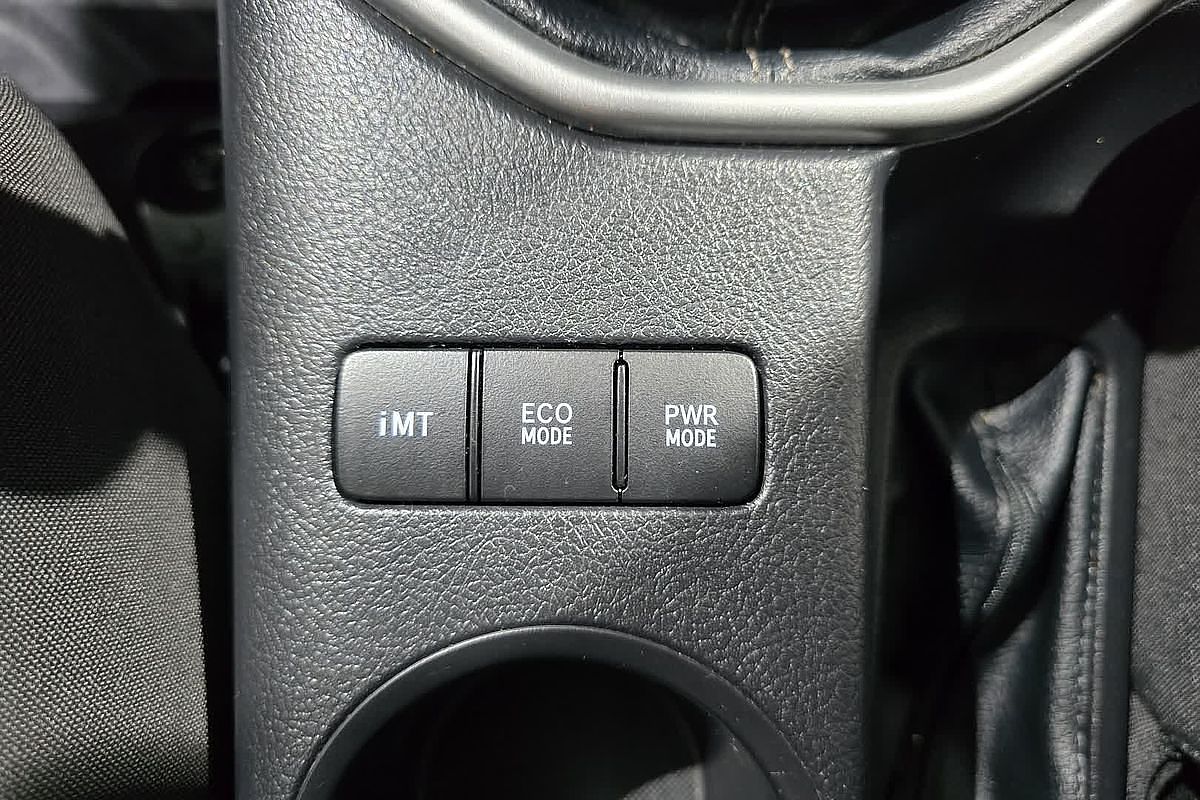2018 Toyota Hilux SR5 GUN126R 4X4