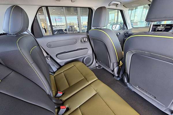 2025 Hyundai INSTER Cross AX.V1